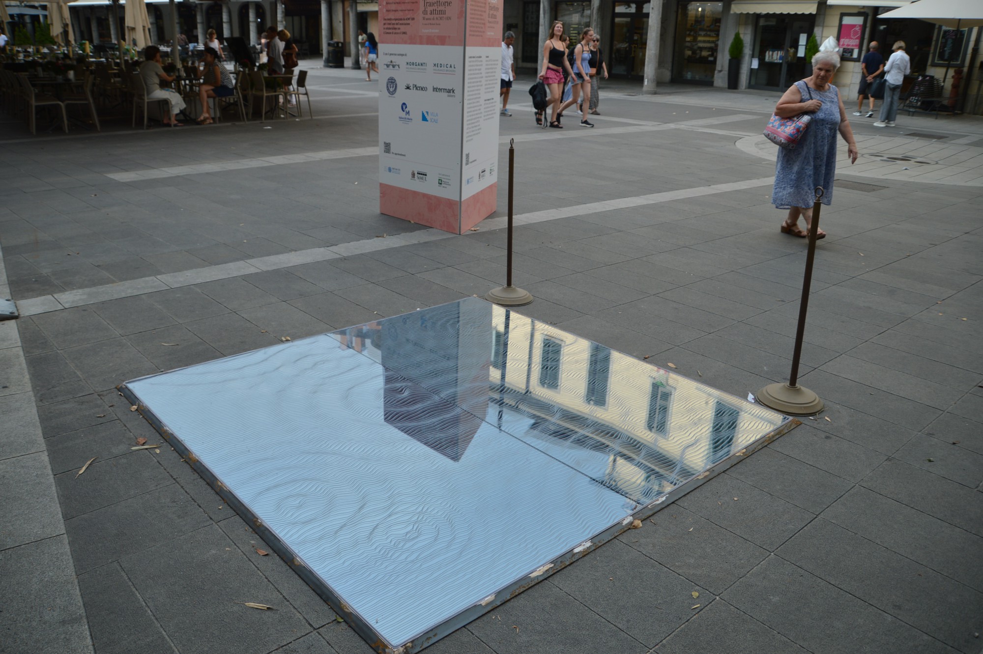 12_Il_lago__1_.JPG (544 KB)