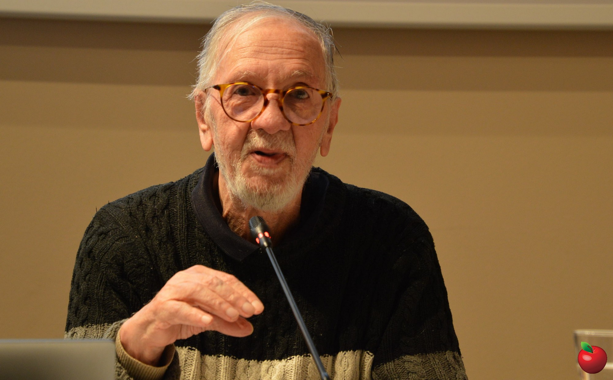 6_Angelo_Borghi.jpg (347 KB)