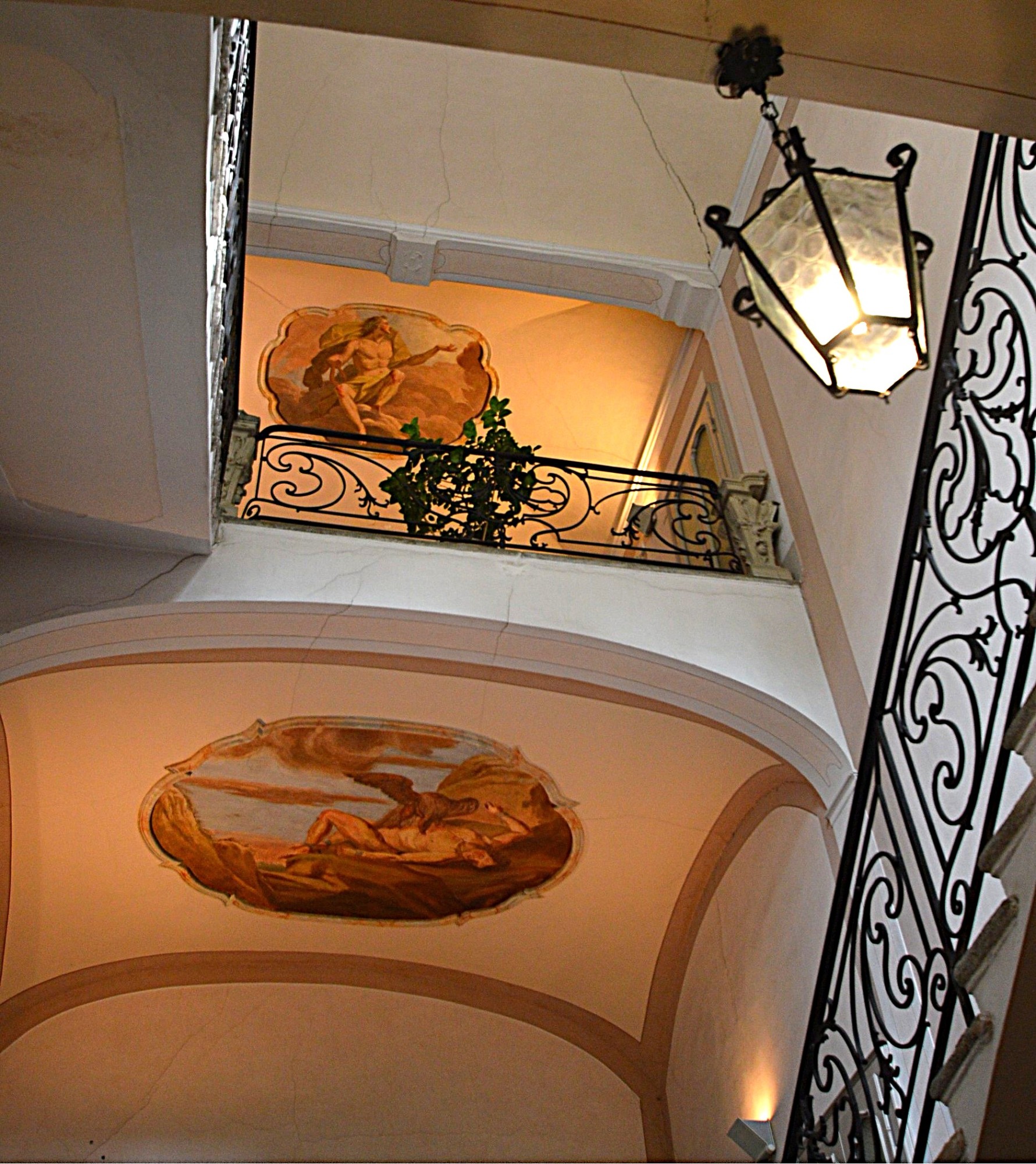 5_Palazzo_Agudio-Consonni__16_.JPG (768 KB)