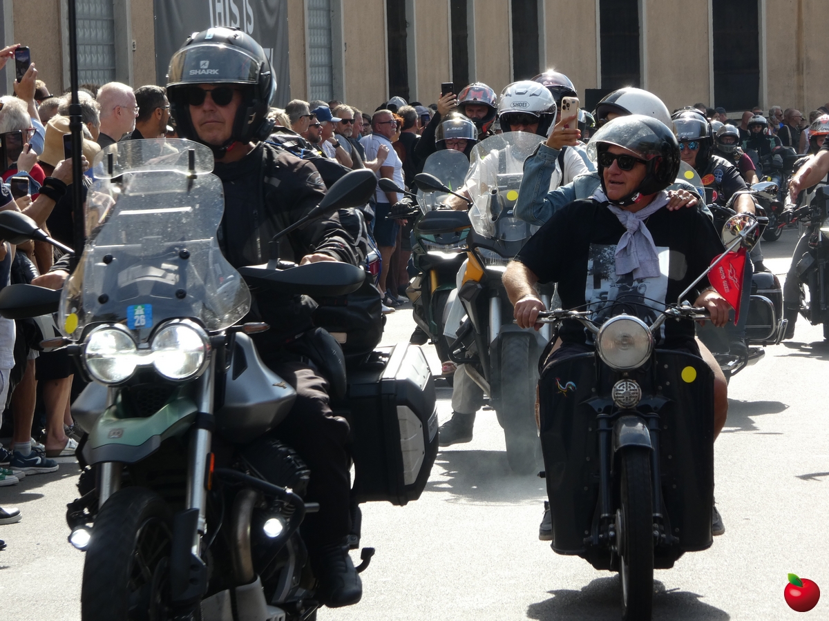 paratamotoguzzi__77_.jpg (804 KB)