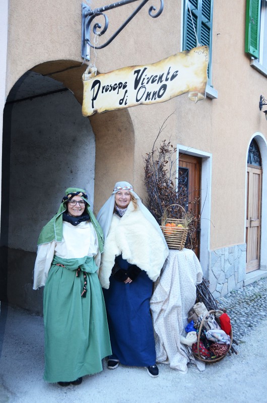 PRESEPE_VIVENTE_3.jpg (116 KB)