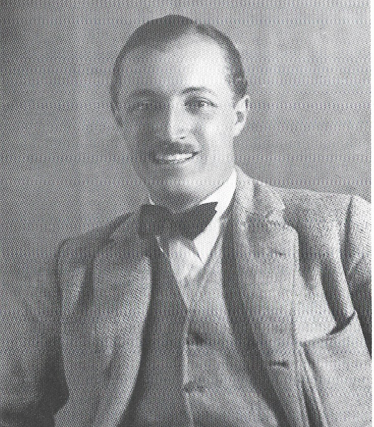 1_Mario_Cereghini_nel_1930.jpg (600 KB)