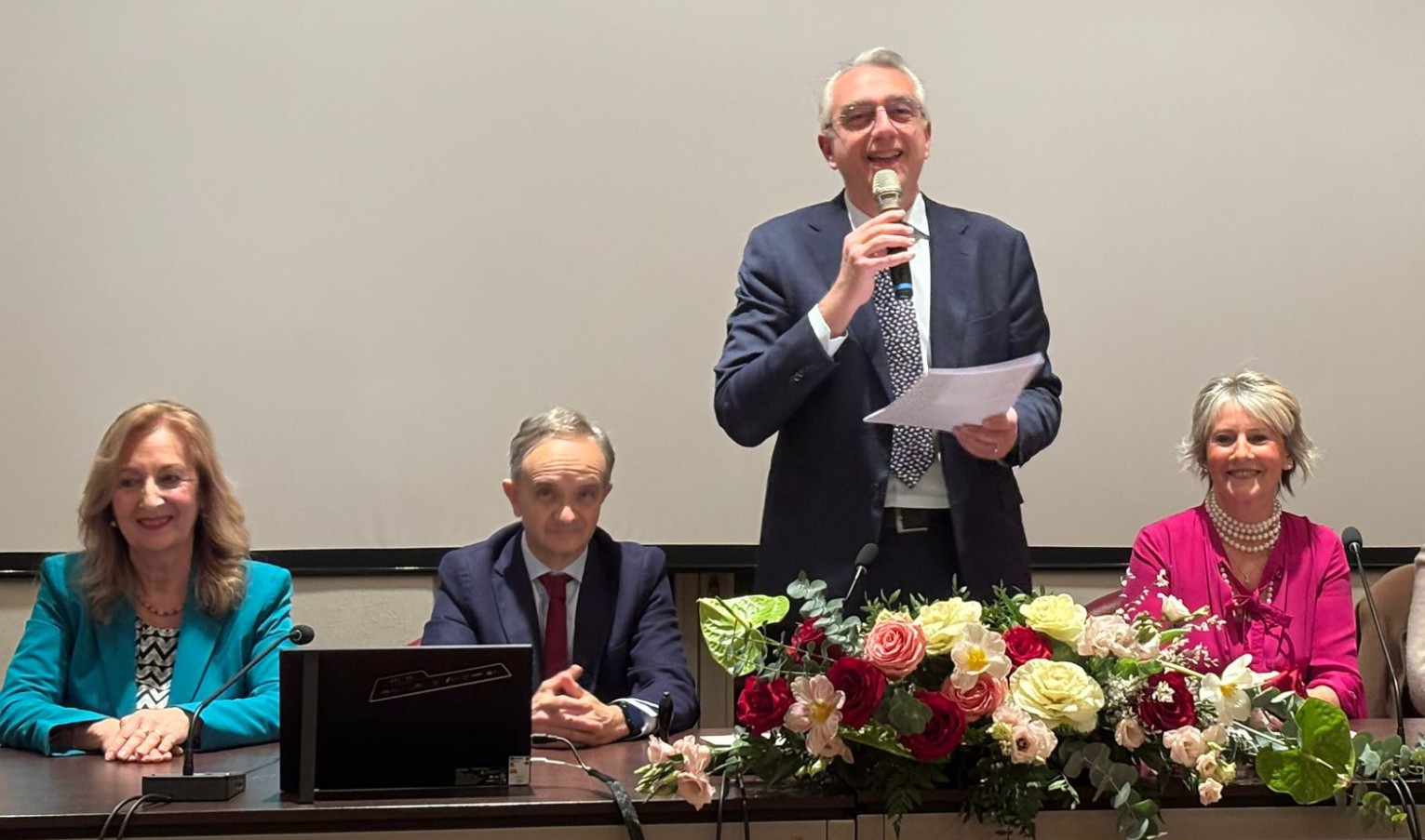 valmadrerabenemerenze__3_.jpeg (387 KB)