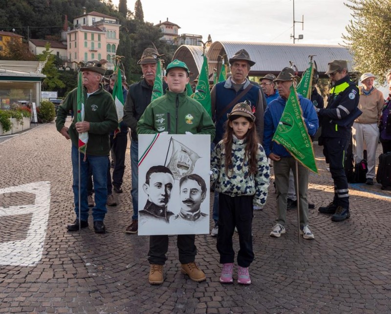 27_Corteo-Cimitero__Medium_.jpeg (154 KB)