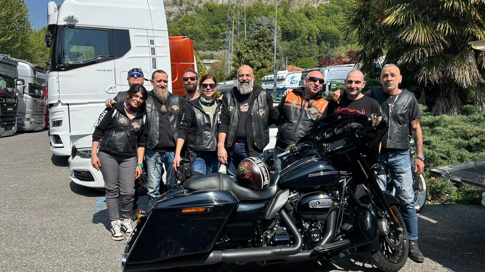 smileroad22.jpg (324 KB)